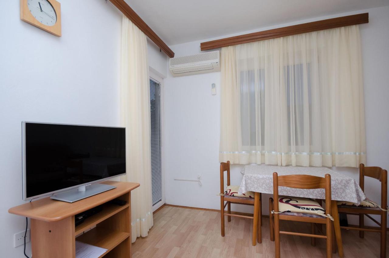 Apartments Ruza-Rajska Beach Lopar Exterior photo
