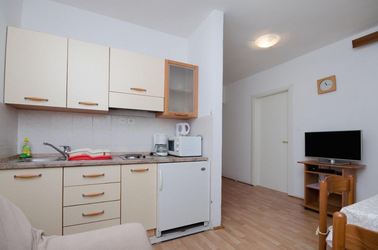 Apartments Ruza-Rajska Beach Lopar Exterior photo